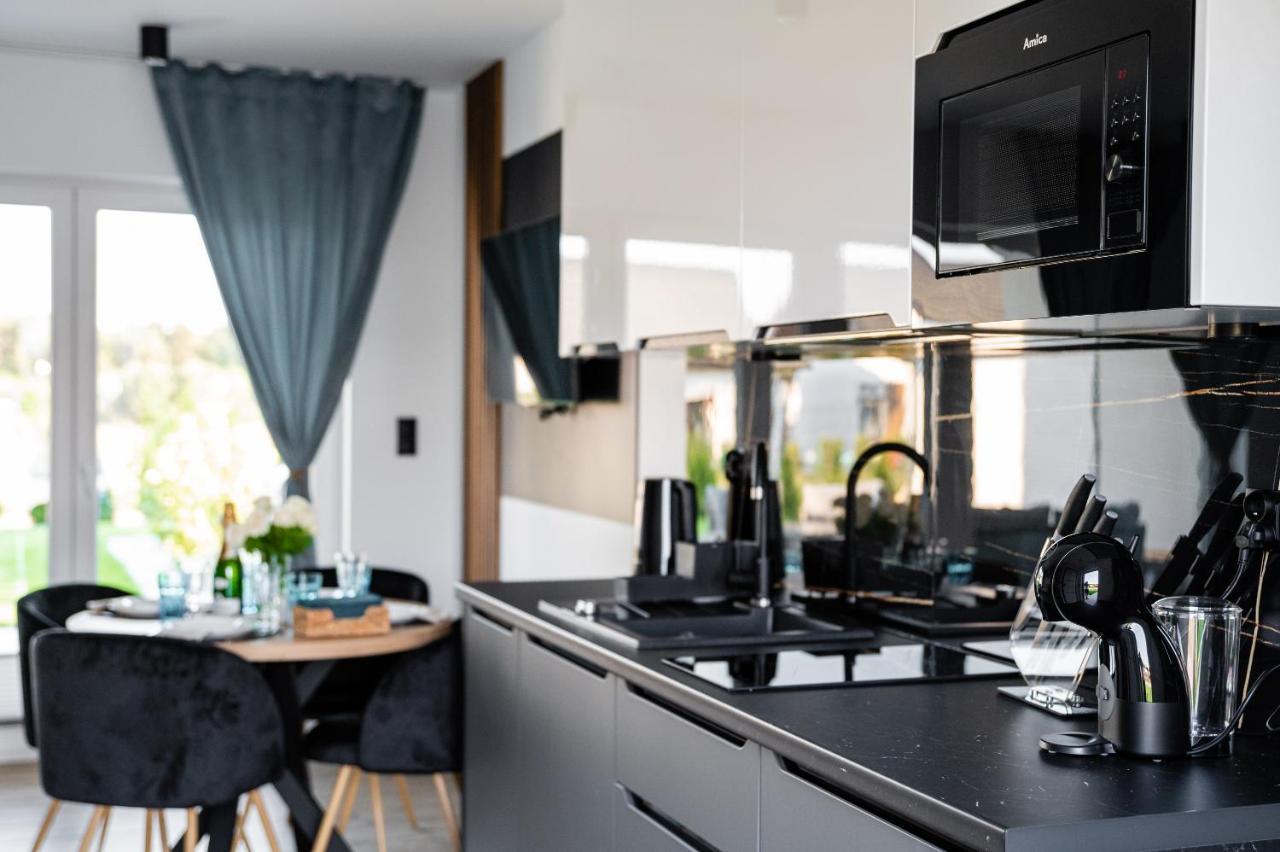 3 Corki Apartment *