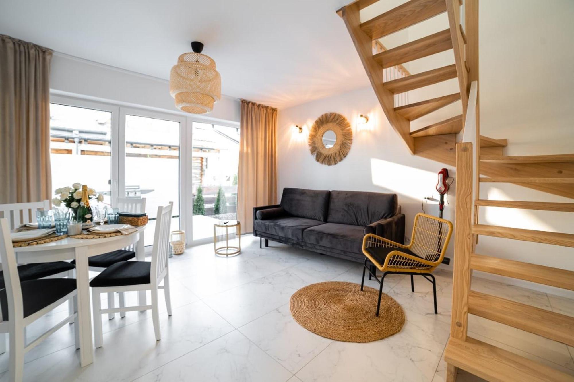 Apartment 3 Corki