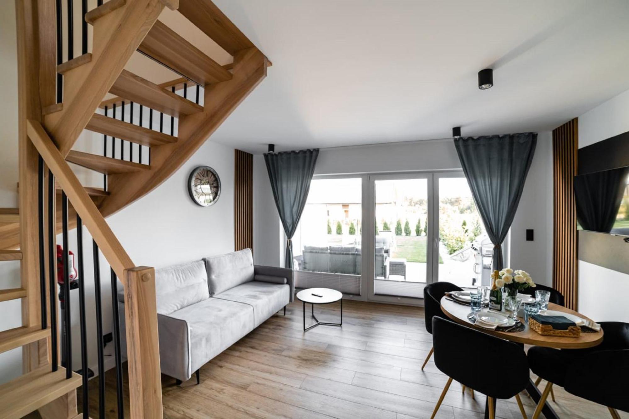 Apartment 3 Corki *